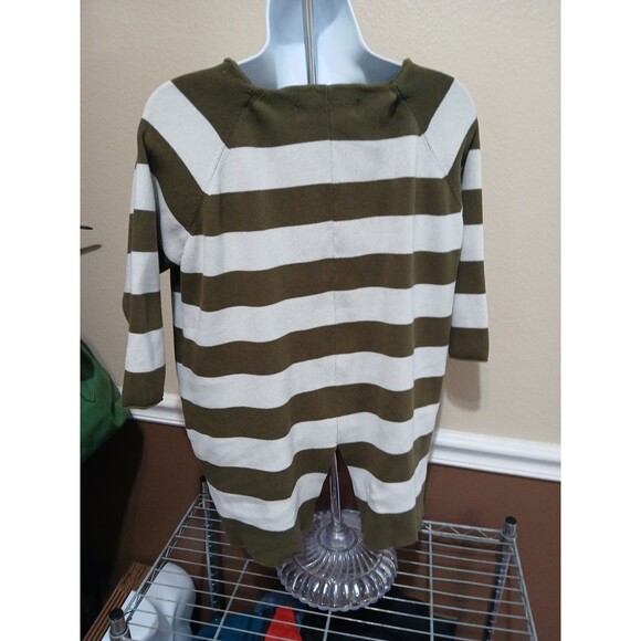 Sold - Picture 2 of 8